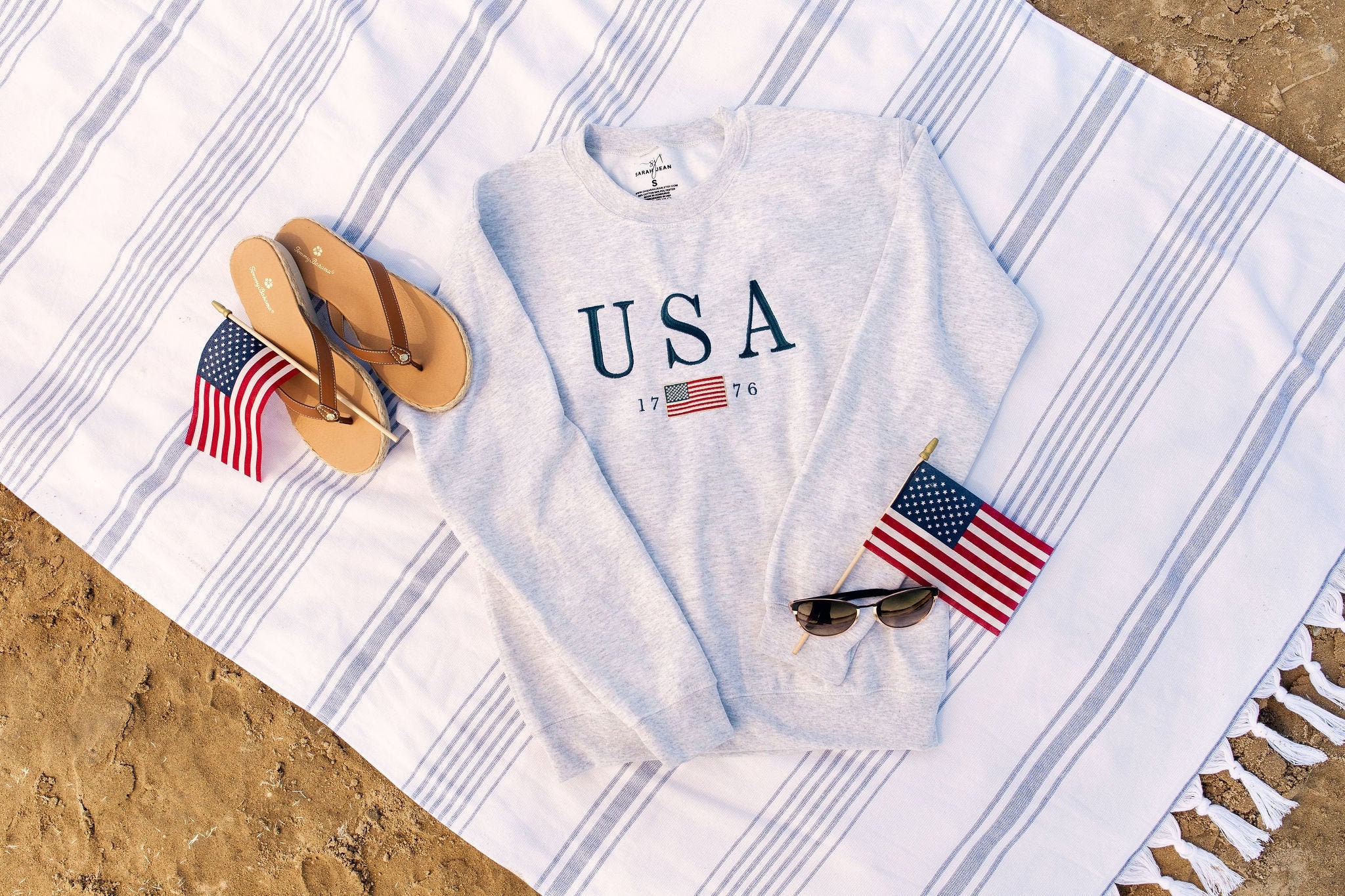 USA American Flag Embroidered Patriotic Crewneck Sweatshirt Fourth of…