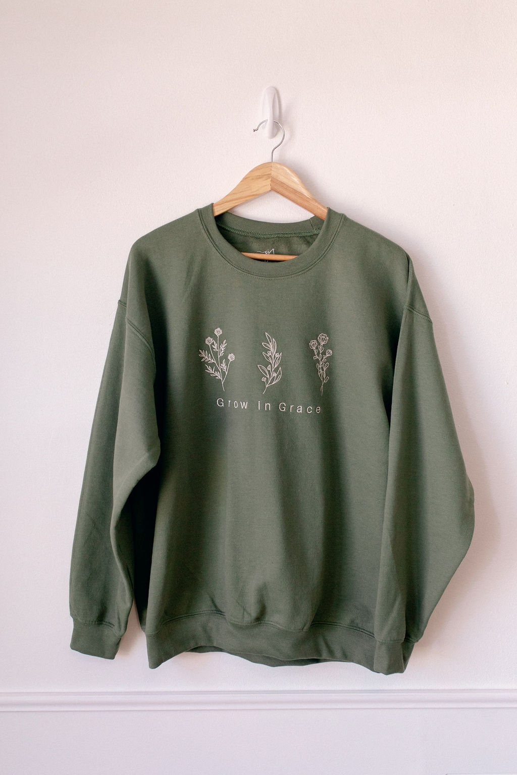 Grow in Grace Embroidered Crewneck 