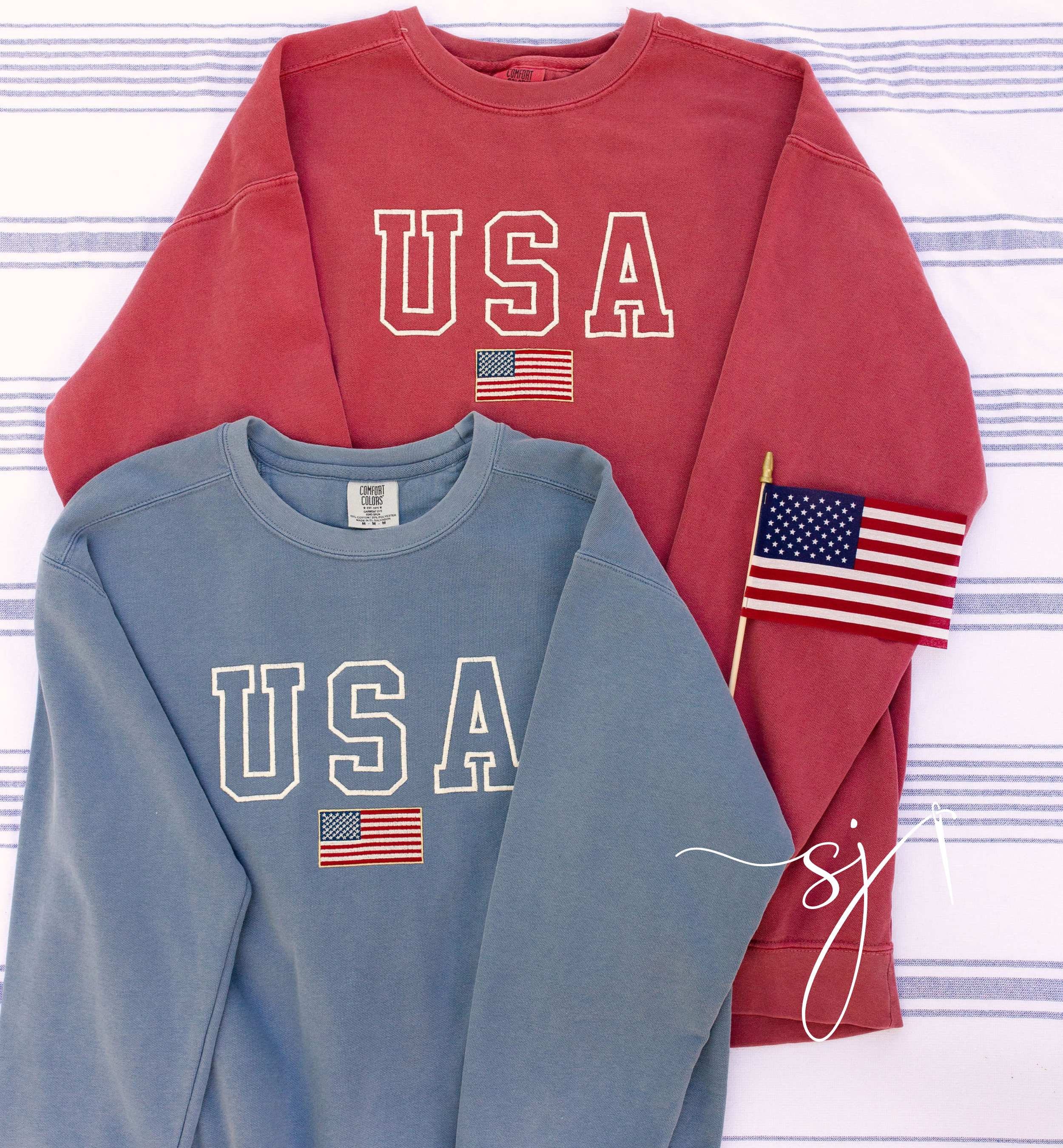 トレーナー/スウェット Ameri VINTAGE - ANDREA&Co.  LOGO EMBROIDERY PULLOVER USA Embroidered Varsity Crewneck Sweatshirt, Comfort Colors
