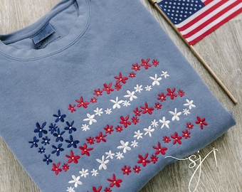 Floral American Flag Embroidered Comfort Colors Crewneck Sweatshirt, Vintage Inspired 4th of July Summer, July Fourth Patriotic