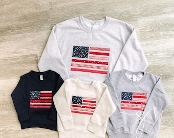 American Flag Applique Embroidered Crewneck Sweatshirt, Patriotic Fabric Filled Vintage Style July 4th Gildan