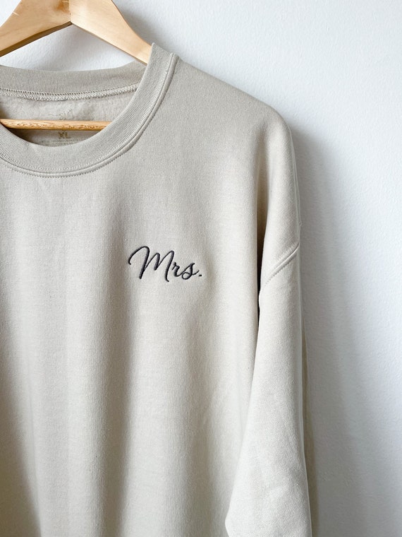 custom embroidered crewneck sweatshirts