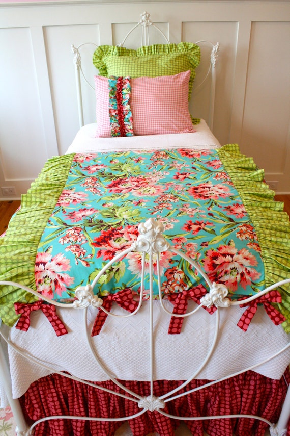 Items similar to Custom "Caroline" TWIN 4pc Bedding set on Etsy