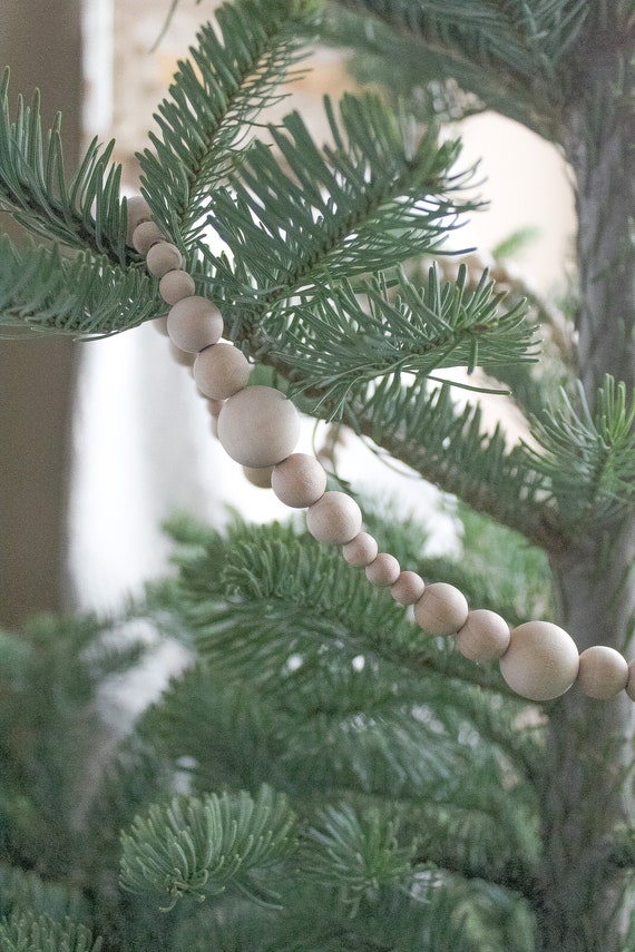 Beaded Garland, Wooded Bead Garland, Christmas Tree Garland, Scandinavian  Decor, Wood Beads, Boho Decor, Christmas Decor, Mantel Decor 