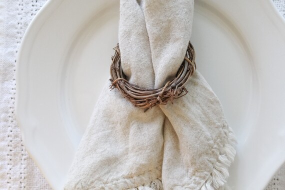 Grapevine napkin rings deals