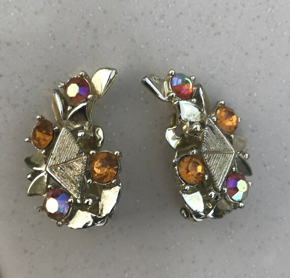 1980’s Rhinestone BSK Clip On Earrings - image 3