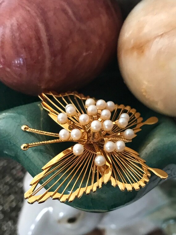 Vintage MONET Butterfly Brooch Pin faux pearl acc… - image 6