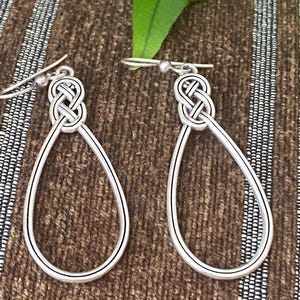 Brighton Interlok French Knot Wire 2” Earrings Ex Condition bild 1