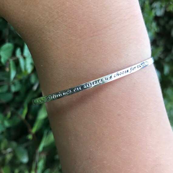 Girlfriends are sisters we cheap choose for ourselves bracelet