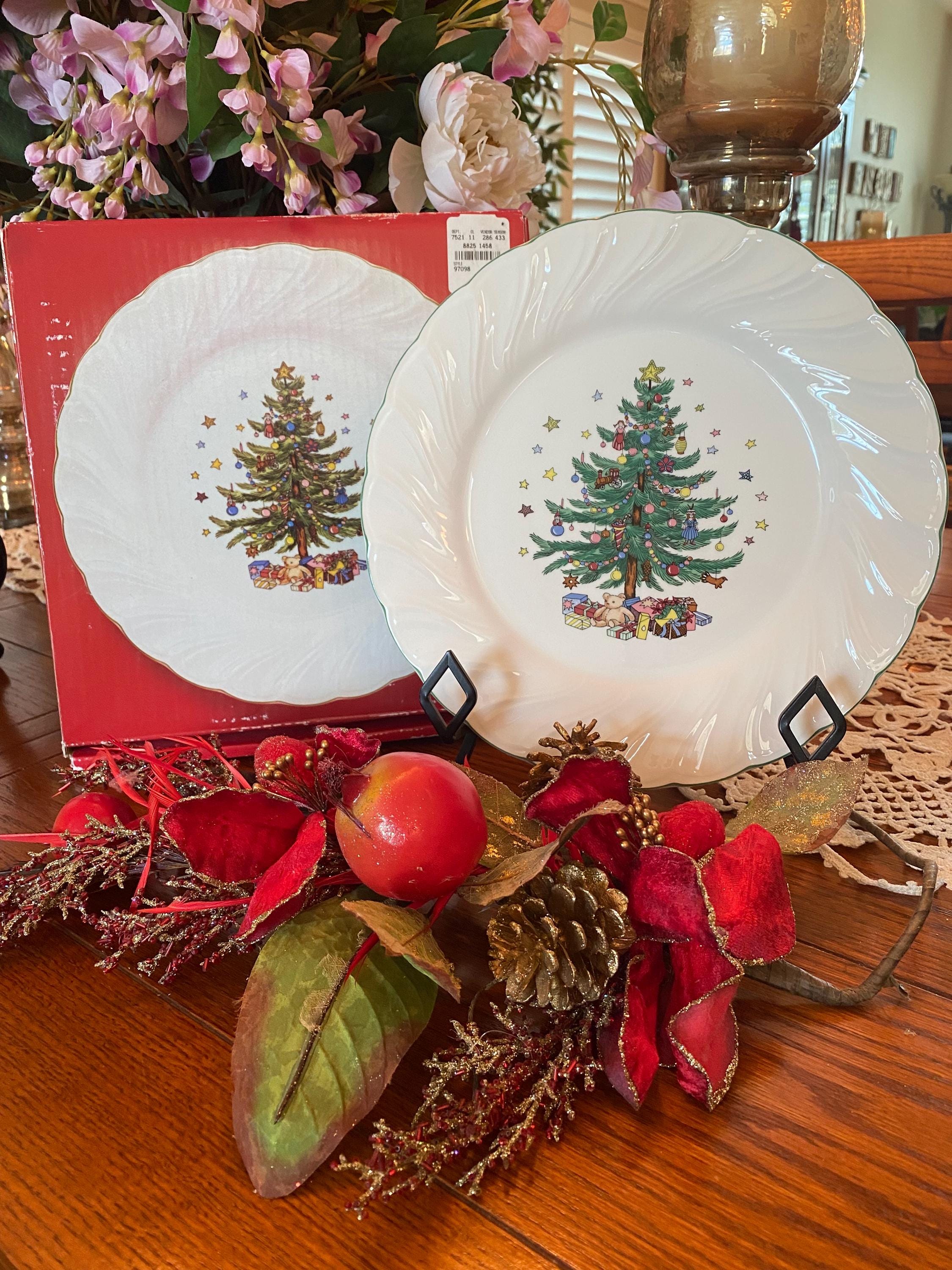 Niko Christmas Dishes Nikko Happy Holidays Dinner Plates