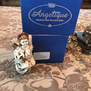 Retired Angetique La Gardienne Angel Harmony Kingdom Made in England