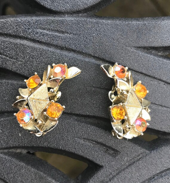 1980’s Rhinestone BSK Clip On Earrings - image 2