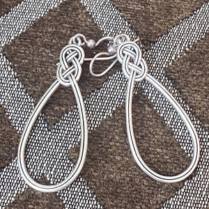 Brighton Interlok French Knot Wire 2” Earrings Ex Condition bild 7