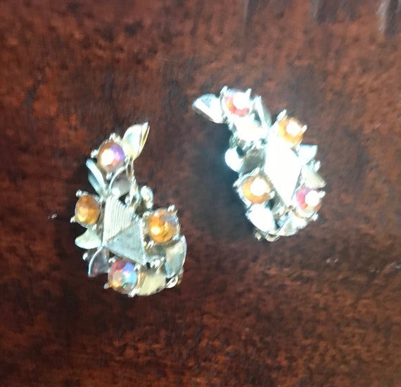 1980’s Rhinestone BSK Clip On Earrings - image 4
