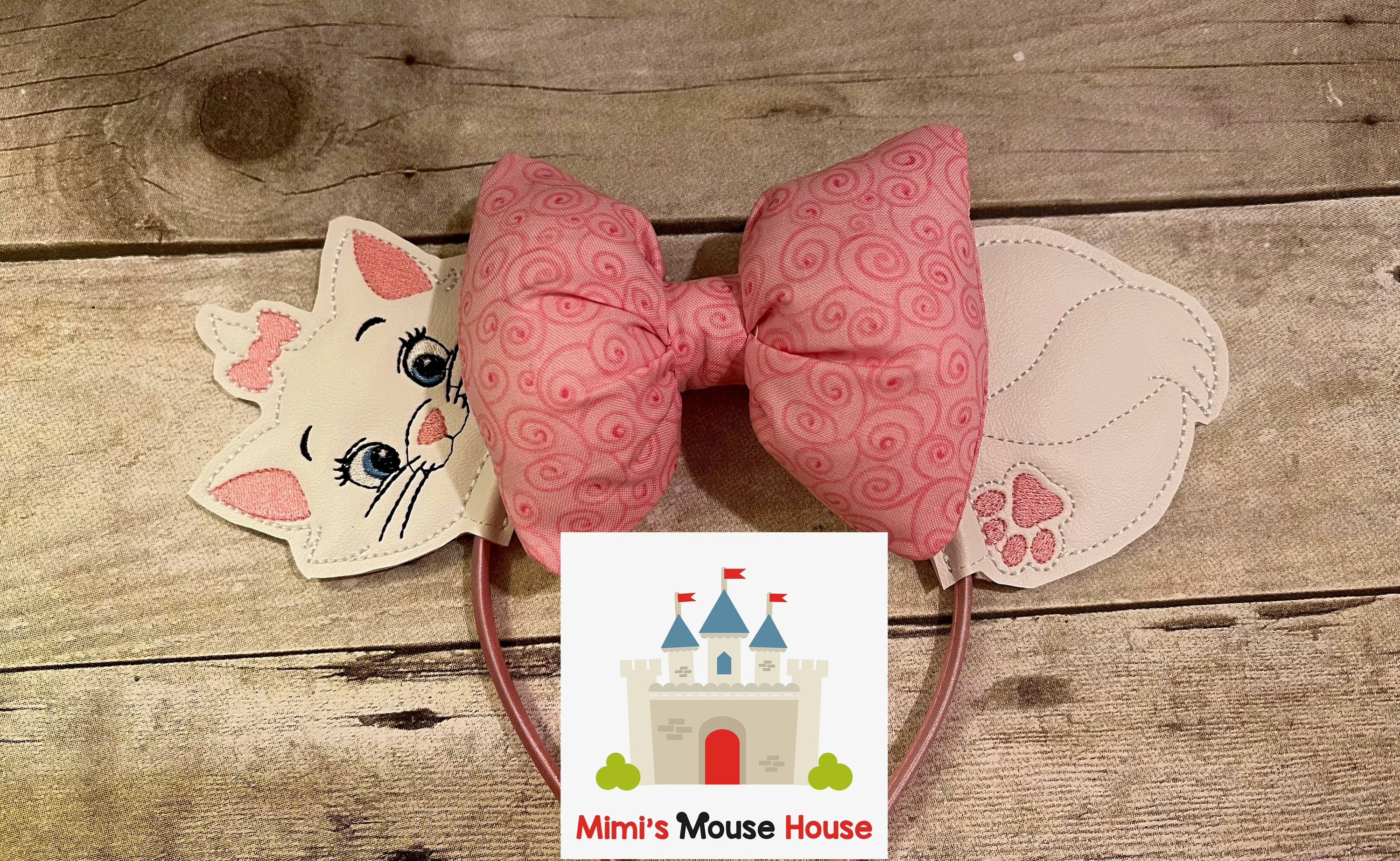 Bonnet Marie Les Aristochats Disneyland Paris Disney chapeau chat blanc  rose oreilles bougent articulées