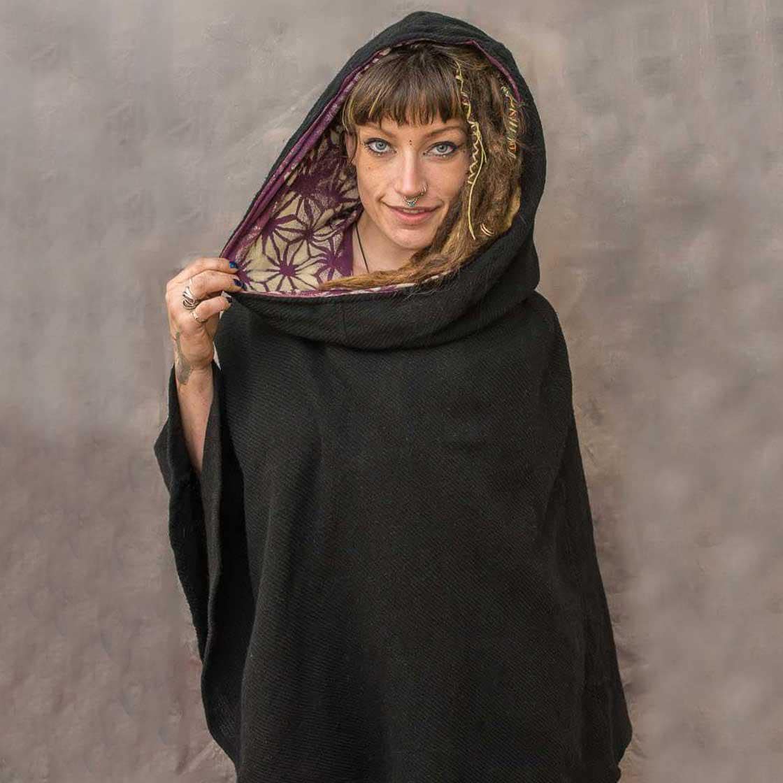 Large hood poncho - Etsy 日本