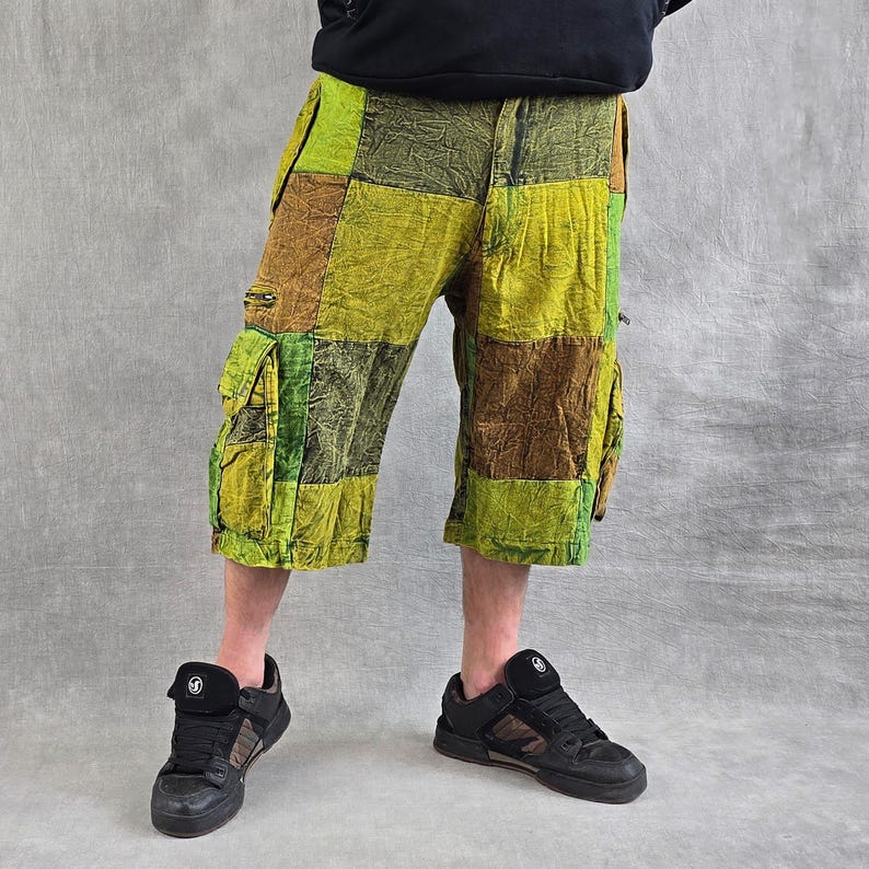 Patchwork Stonewash Cargo Shorts: Three Quarter Length Baggy Skate Pants Green