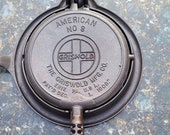 Griswold 1908 American No. 8 Seasoned Cast Iron Waffle Maker 885 E. Erie Pennsylvania. Professional Grade.