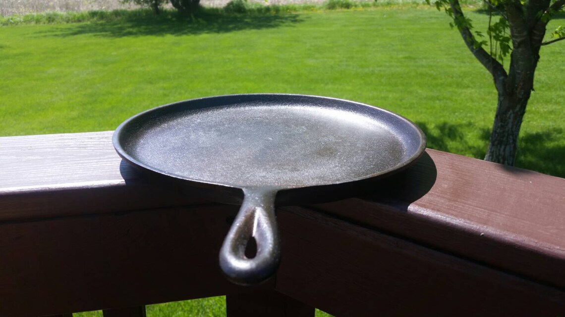 Lodge 'OG' 1960 9 Griddle. 'Made in USA'. Etsy