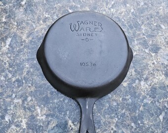 Wagner Ware jaren 1920 Touched by Time Gekruide dessertkoekepan