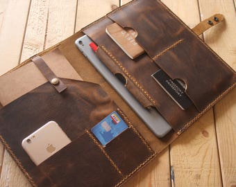 Handmade Leather iPad Case with Pencil Holder: Personalized iPad Cover