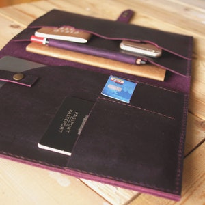 Organizzatore di pelle, cartella portafoglio in pelle viola personalizzata, Womens Planner, Regali borsa da viaggio per uomini Padfolio, titolare del passaporto per documenti