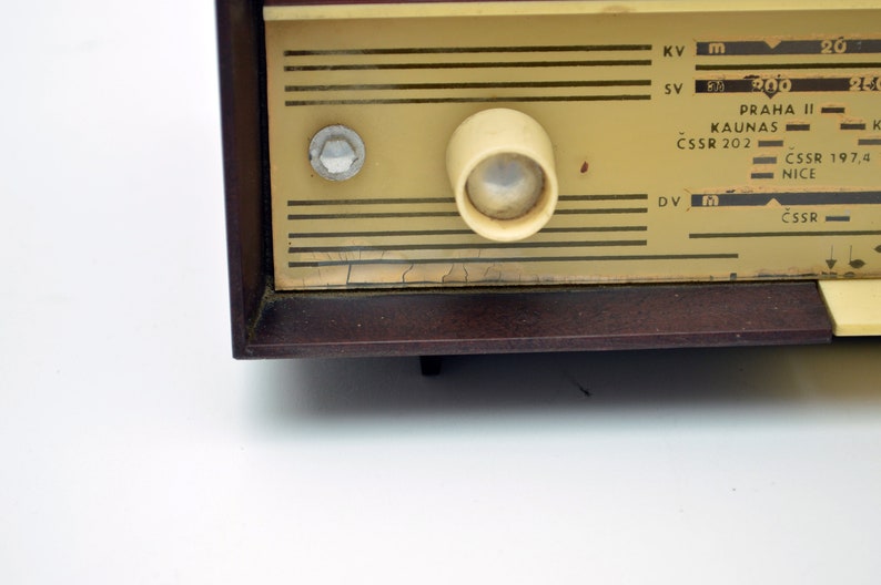 vintage 60s TESLA Lunik transistor RADIO 画像 8