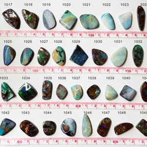 Australia Boulder Losse Opal (1017-1049) - Free Shipping / Have Video