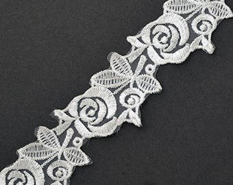 Flower Embroidered Lace Trim, 1-1/4 Inch by 2-yards, White, TR-11423A