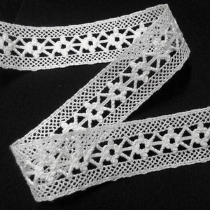 Vintage WHITE Cluny Lace Trim, 1-1/8 Inch by 4-Yards, SP-2705 image 5