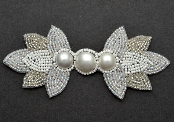 Pearl appliques 2025 for wedding dresses