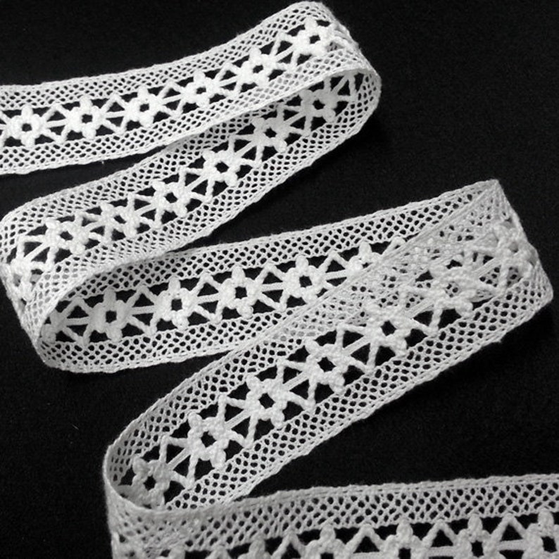 Vintage WHITE Cluny Lace Trim, 1-1/8 Inch by 4-Yards, SP-2705 image 1