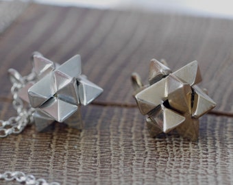 Mathematical Fidget Star 3D Puzzle Necklace