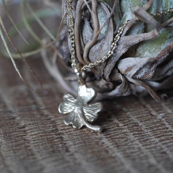 9ct Real Yellow Gold Tiny Four Leaf 