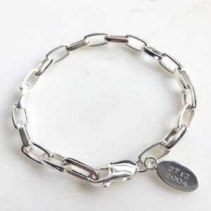 Personalized Sterling Silver Rectangle Chain Bracelet with Oval Tag