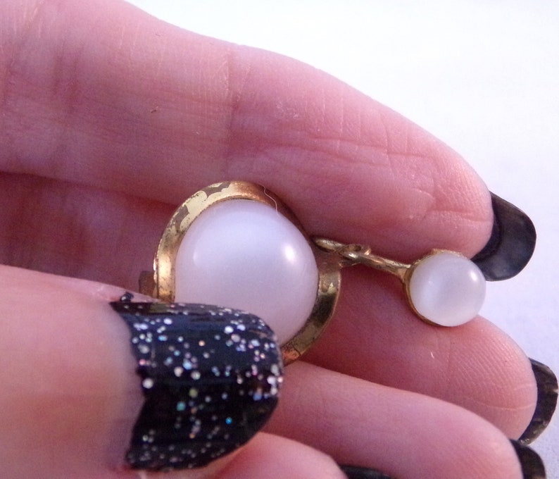 Vintage 1950/'s Caged Strew Back Earrings Iridescent Lucite floating Ball Earrings Mid Century Earrings Christmas Gift