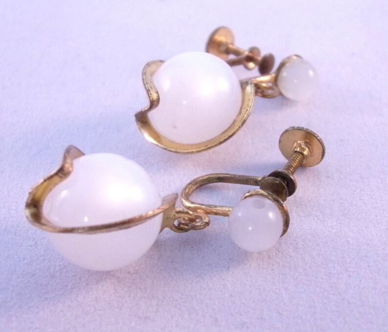 Vintage 1950/'s Caged Strew Back Earrings Iridescent Lucite floating Ball Earrings Mid Century Earrings Christmas Gift