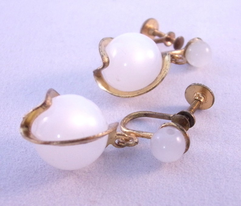 Vintage 1950/'s Caged Strew Back Earrings Iridescent Lucite floating Ball Earrings Mid Century Earrings Christmas Gift