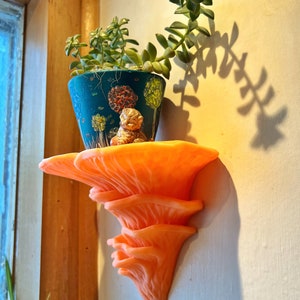 Mushroom shelf, mushroom shelves, glow in the dark, glow in the dark mushroom shelf, glow in the dark mushroom shelves, 3d printed mushroom shelf, 3d printed mushroom, mushroom wall decor, cottagecore wall shelf, floating mushroom shelf