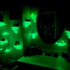 Mushroom shelf, mushroom shelves, glow in the dark, glow in the dark mushroom shelf, glow in the dark mushroom shelves, 3d printed mushroom shelf, 3d printed mushroom, mushroom wall decor, cottagecore wall shelf, floating mushroom shelf