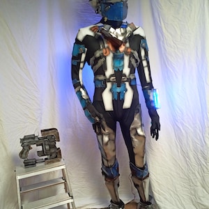 Dead Space Advance elite cosplay