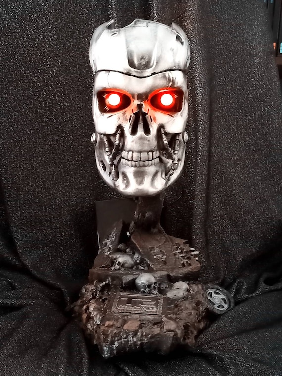 ターミネーターT-800の像 - Etsy 日本