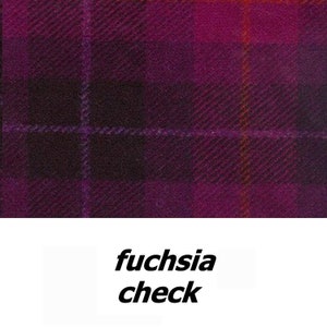 Fuchsia check Harris Tweed coin purse, zipped lined small purse. image 5