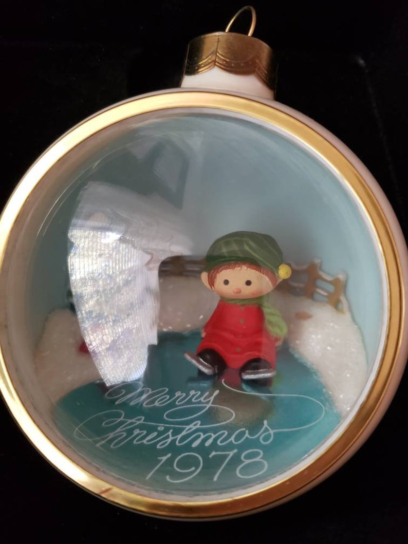 Hallmark Christmas ornament 1978 Tree Trimmer collection Charlie Brown Christmas tree