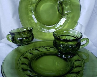 Vintage Green Glasses , thumb print, King Crown, 1960's, lunchon set Indiana Glass co.