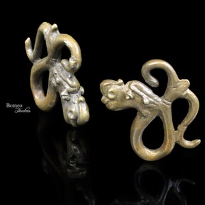 Borneo Dayak Earrings Tribal Iban Kayan Ulu Earweights/Dayak Earrings Brass ASO Stylized Dragon Mythical Upperworld Animal Protection