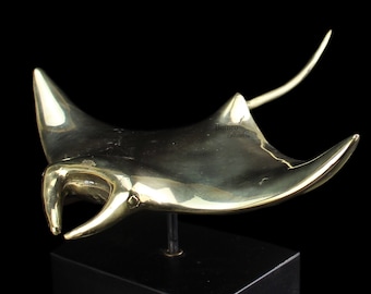 28.5cm Stingray Sculpture Brass Stingray On Base Sea Life Wonder Nautical Fish Stingray Hand Cast Gift For Him/Her, Home Decor