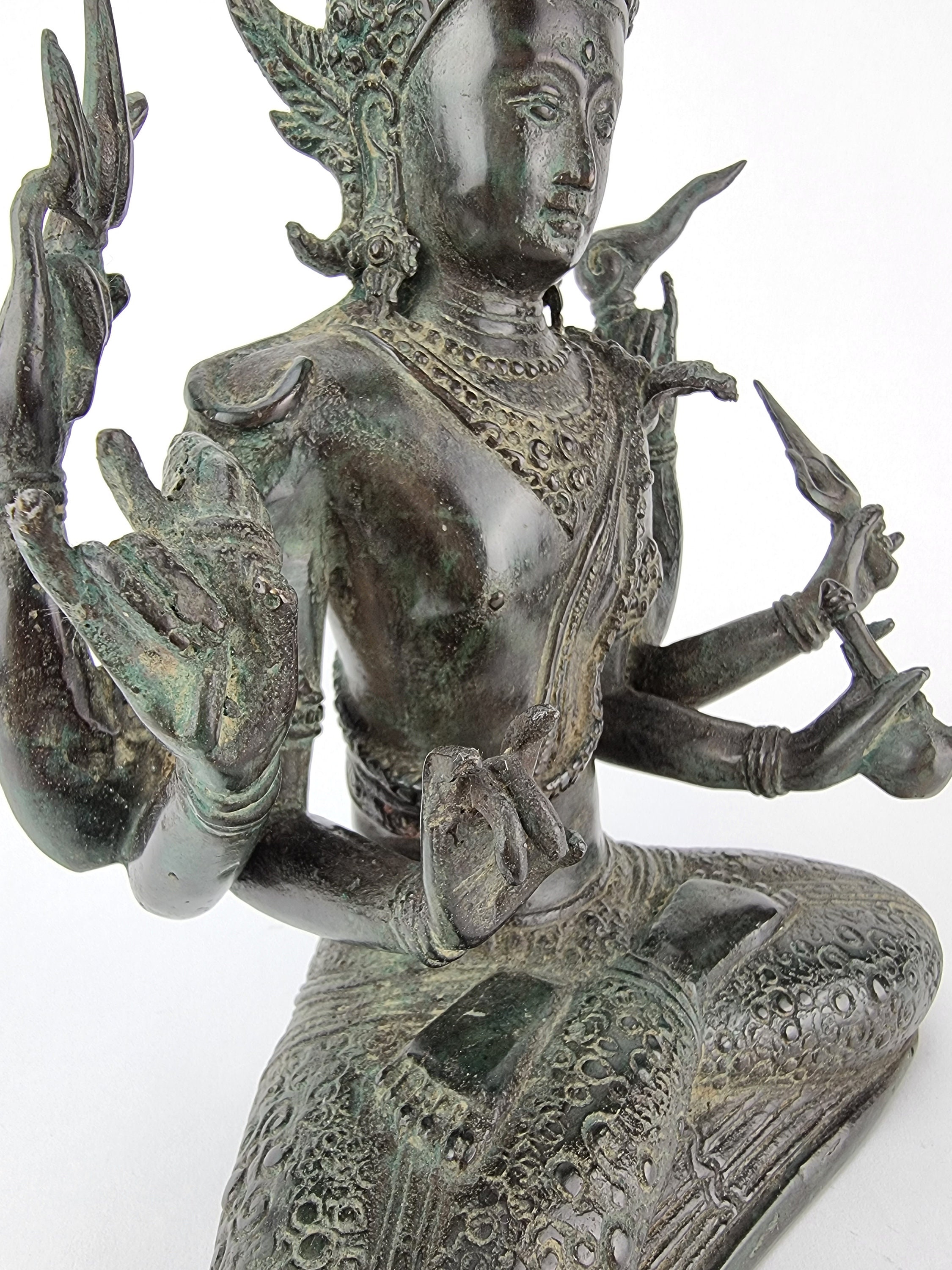 6本の腕を持つブロンズ製シヴァ像 - ヒンドゥー教の神彫刻（28 cm