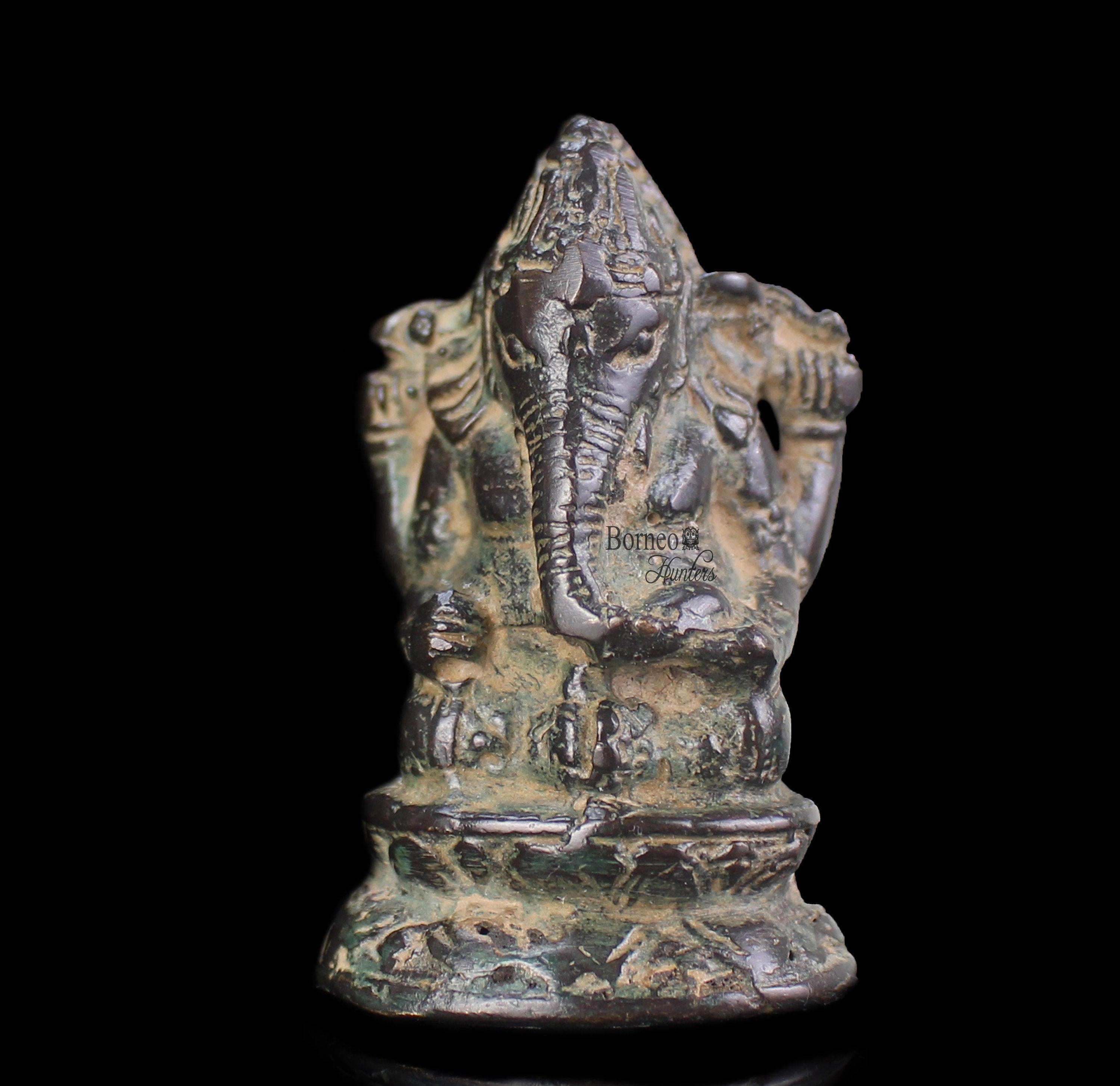 ブロンズ製ガネーシャ像：小さなヒンドゥー教の象神チャーム（2.5