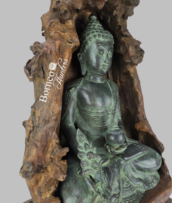 薬師如来像：素朴な木枠のブロンズ像（67 cm） - Etsy 日本